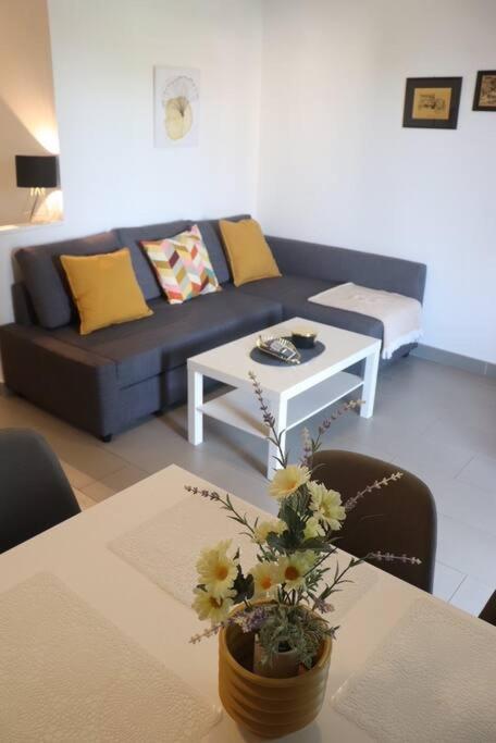 Apartment Nia&Nika Caska, Novalja With Sea View And Terrace Exterior photo